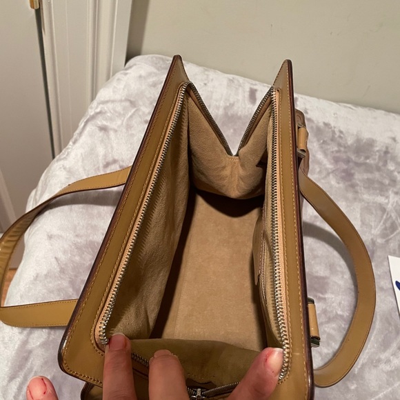 Authentic S.Ferragamo Vintage 1990Camel logo Milan Italy bag - Picture 6 of 14